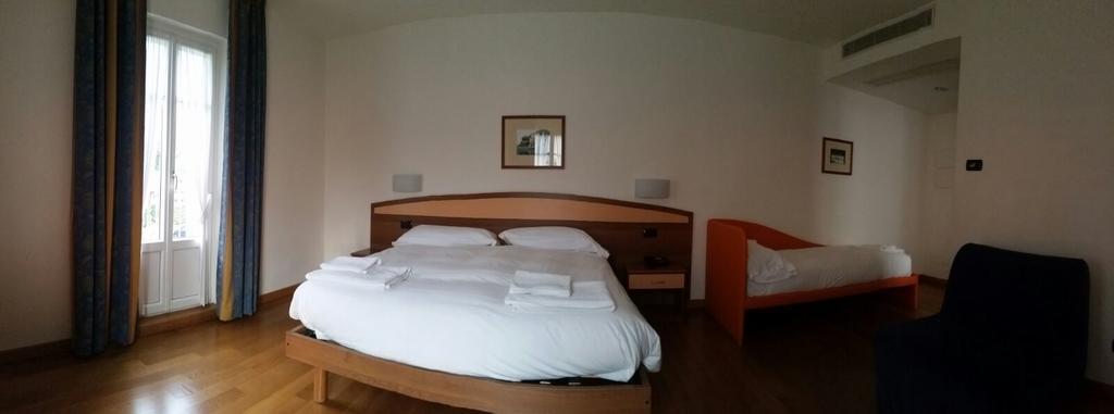 Hotel Lario Mezzegra Bagian luar foto